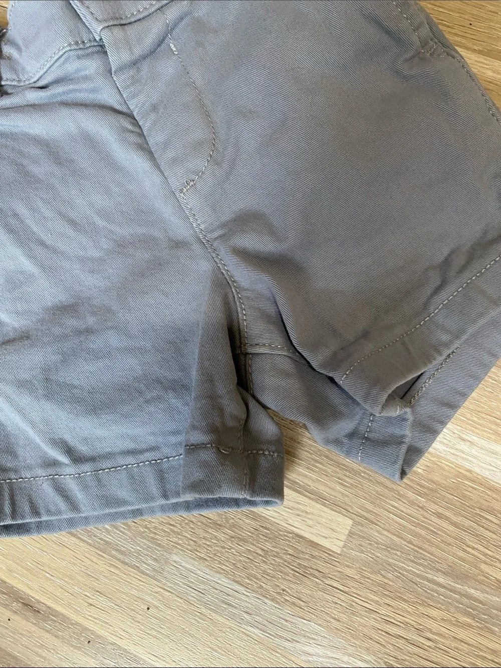 THE CHILDREN’s PLACE Chino Shorts size baby boy 18 to 24 months